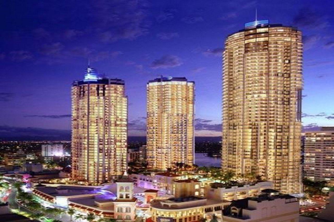 Mantra Towers Of Chevron Aparthotel Surfers Paradise Exterior photo